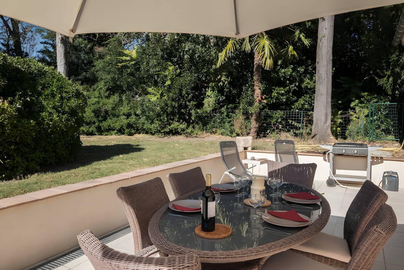 Ferienhaus 'Gite Rural Des Loubatous En' mit Bergblick und Wlan in Castelnaudary, Carcassonne und Umgebung