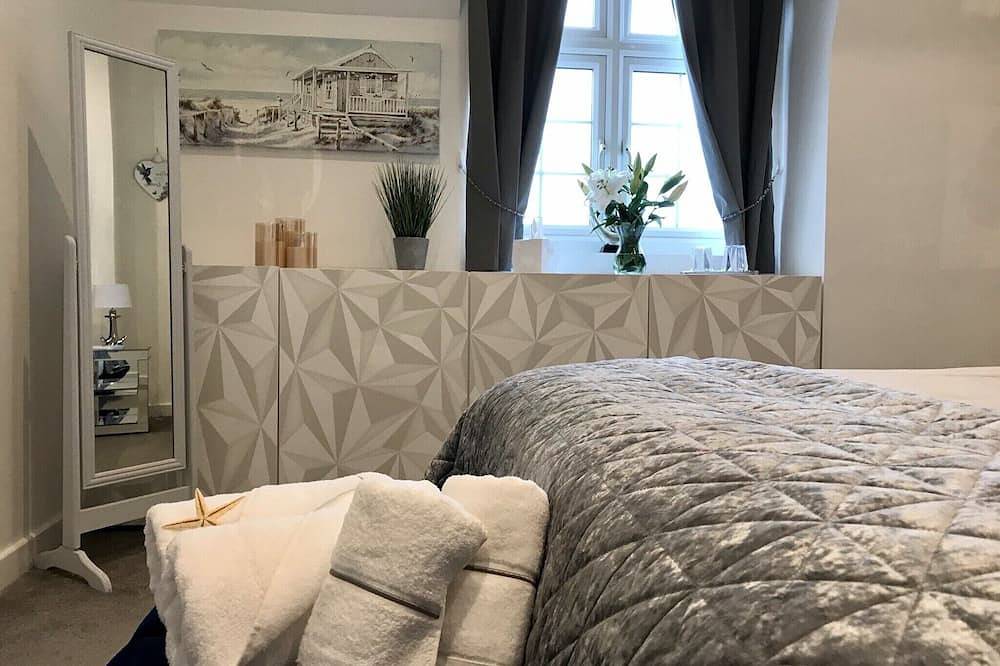 Apartamento entero, Estuary Views Penthouse 🖤 Beachfront with Parking in Southend-on-Sea, Este de Inglaterra