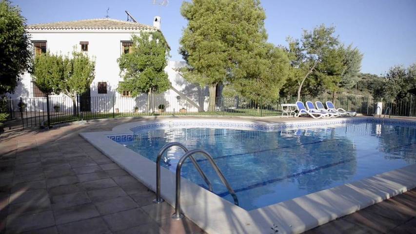 Casa rural para 10 personas, con piscina además de vistas y jardín, Se admiten mascotas en Priego de Córdoba - 4