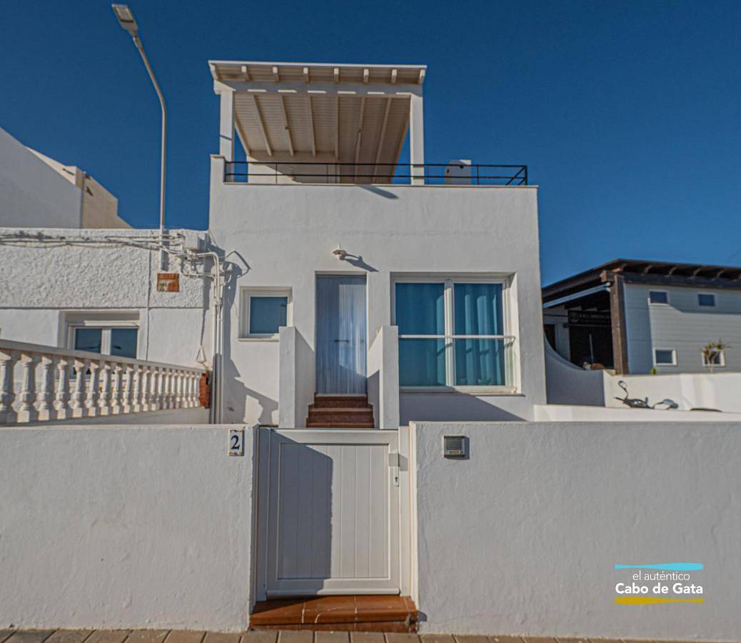 Three-Bedroom Townhouse in San José (Andalusien), Níjar