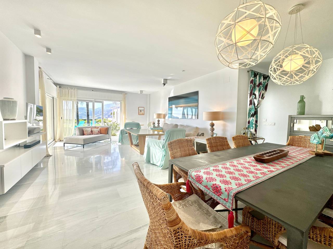 Villa 'Amarna' com Vista Mar, Wi-Fi e Ar Condicionado in La Herradura, Almuñécar