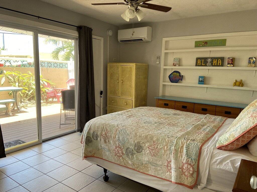 Praktische zentrale Marathon-Lage, Blick auf den Kanal. in Marathon, Monroe County