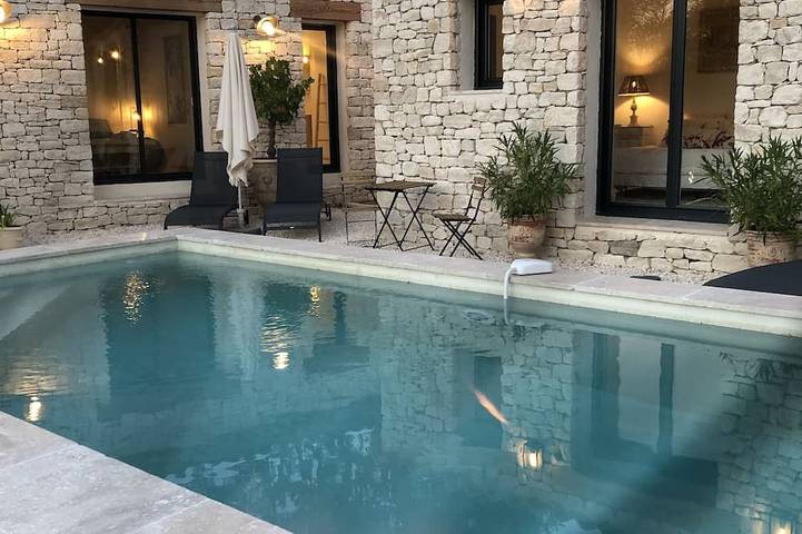 Location de vacances pour 8 personnes, avec terrasse et jardin à Flaux
