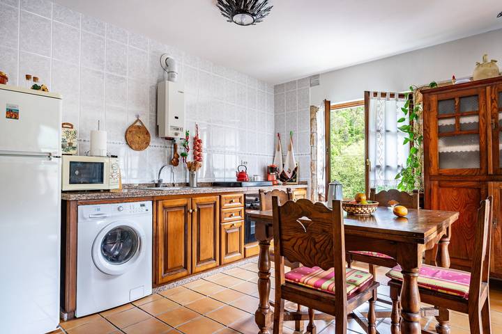 Casa Vacacional Cayado en Asturias con terraza y barbacoa in Colunga, Costa Verde
