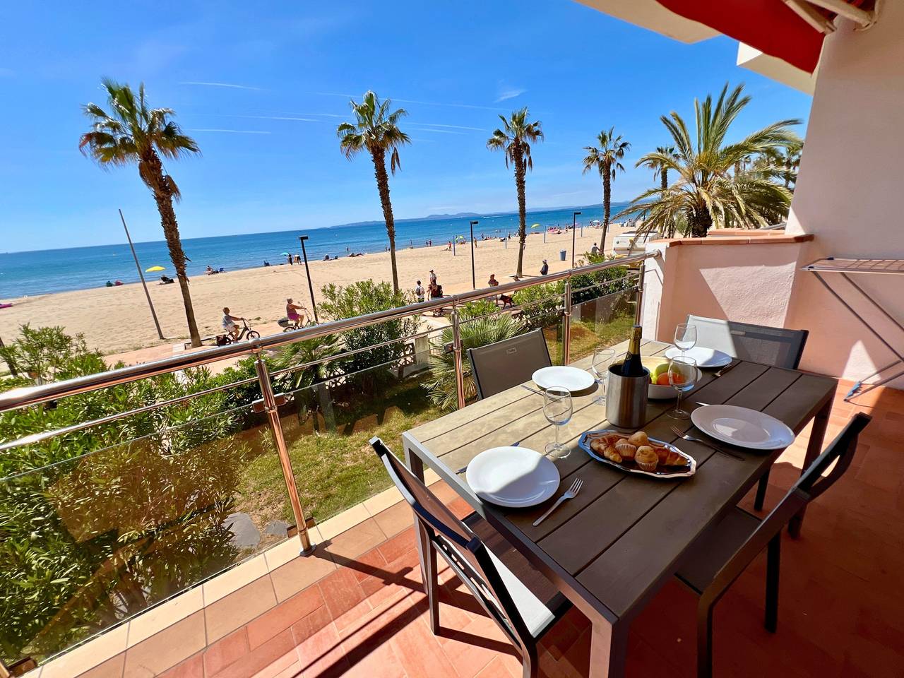 Ganze Wohnung, Ferienwohnung für 4 Personen mit Terrasse in Santa Margarida, Roses