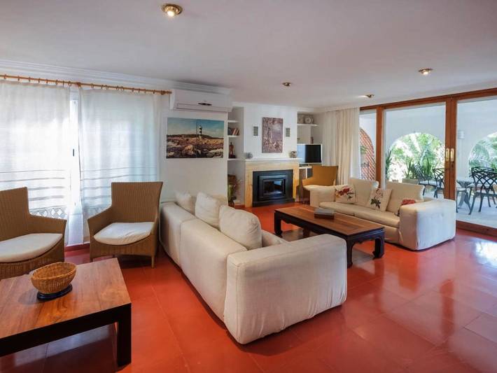 Villa für 8 Personen, mit Balkon und Terrasse sowie Pool in Santa Ponsa - 4
