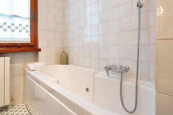 Ganze Wohnung, Sonia Cosy Fresh Apartment with Garden in Greve In Chianti, Chianti