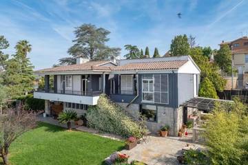 Location de vacances pour 8 personnes, avec balcon à Gérone