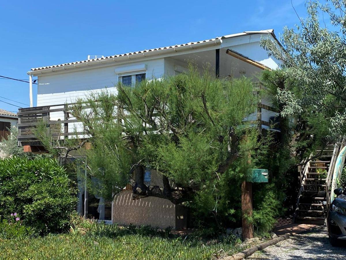 Villa Tamaris - authentique chalet - Gruissan Plage des chalets in Gruissan (Ville), Gruissan