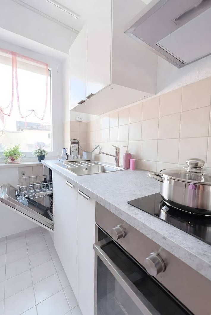Ganze Wohnung, Ferienwohnung 'Dream Home' mit Balkon und Wlan in Friedrichshafen, Region Bodensee-Oberschwaben