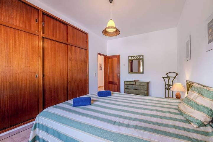 Ferienhaus für 6 Personen, mit Balkon und Pool in Portimão - 4