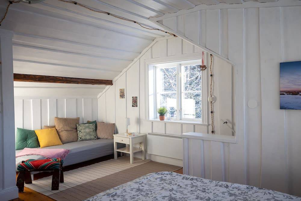 Naturidylle am Nationalpark - Holzhaus mit Kamin, Sauna, Alleinlage + viel Platz in Gästrikland