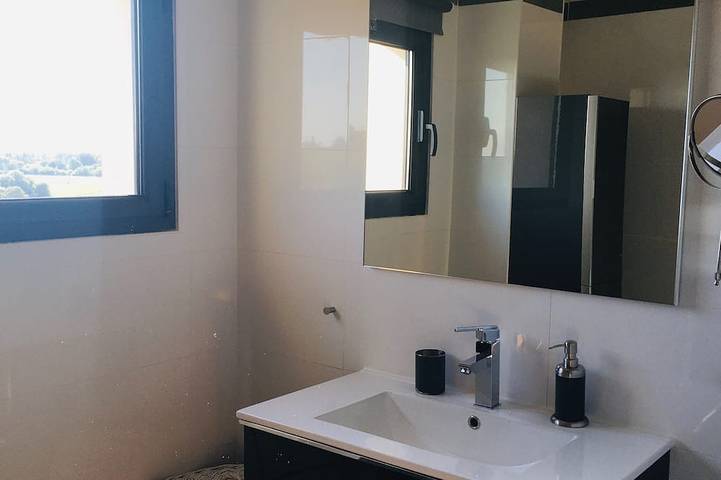 Location de vacances pour 4 personnes, avec jardin à Castelnau-de-Guers - 4