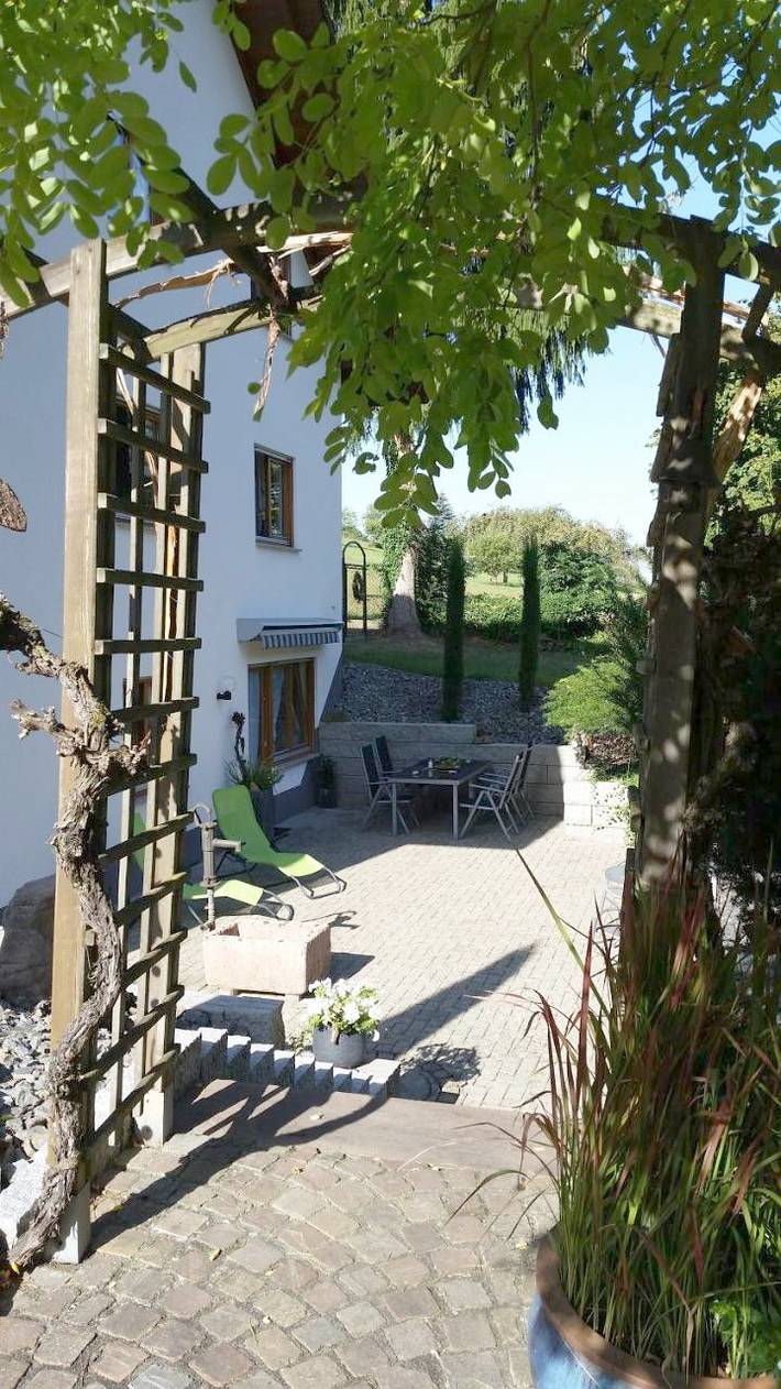 Ferienwohnung für 6 Personen, mit Balkon und Terrasse sowie Garten und Ausblick in Ettenheim