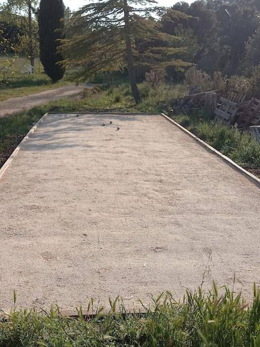 Location de vacances pour 10 personnes, avec piscine ainsi que jardin et vue à Aumelas - 3