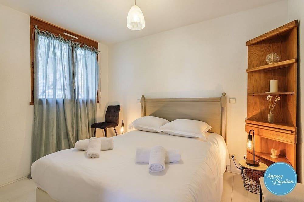 Entire apartment, Apartment T2 – Clos Charmeil – Lake in Veyrier-du-Lac, Annecy region
