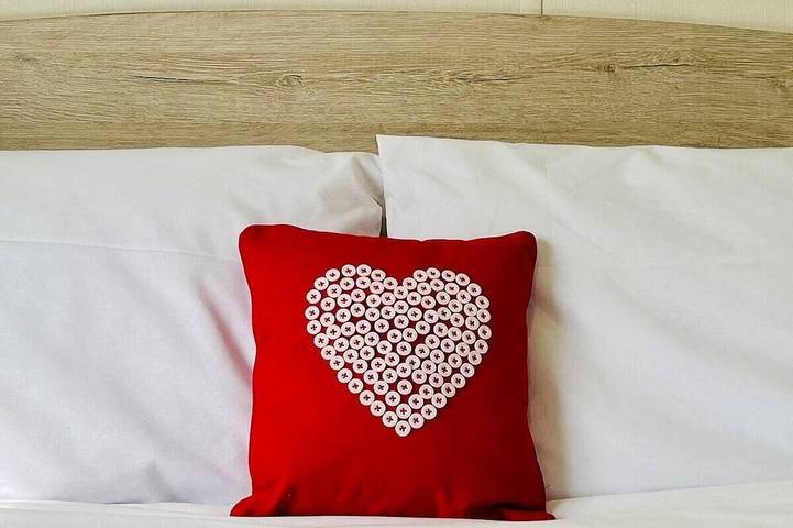 Glamping for 6 people in St Osyth