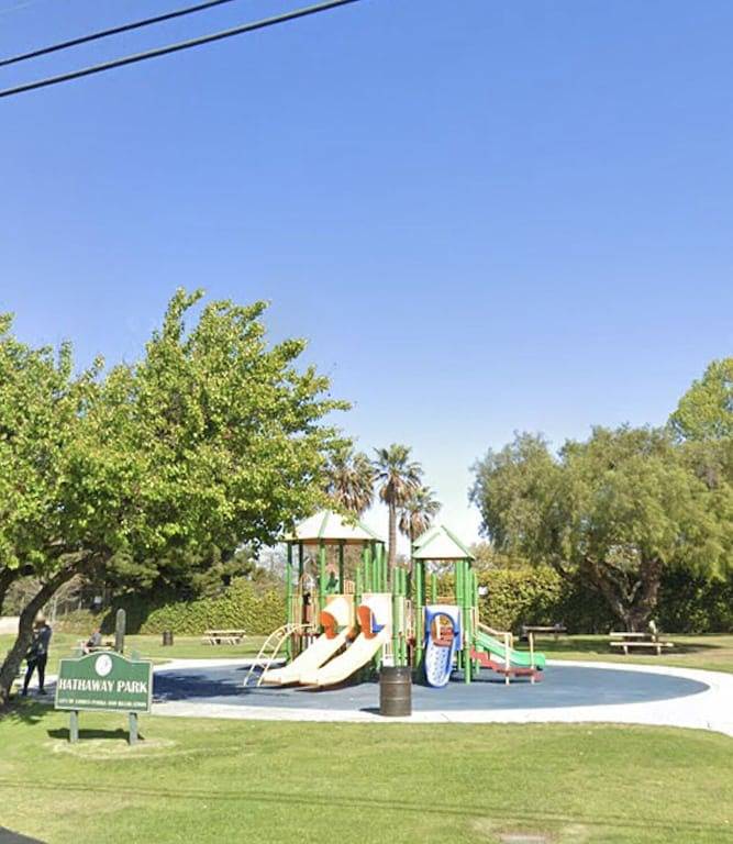 Cozy Cottage with Private Fenced Backyard Pets Welcome in Lomita, Los Angeles County