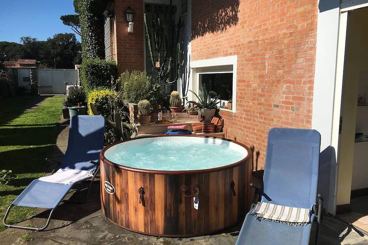 Ferienhaus für 6 Personen, mit Garten und Whirlpool in Lido di Camaiore