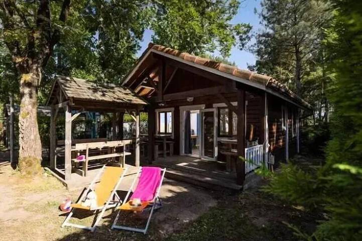 Chalet pour 6 personnes, avec piscine et sauna