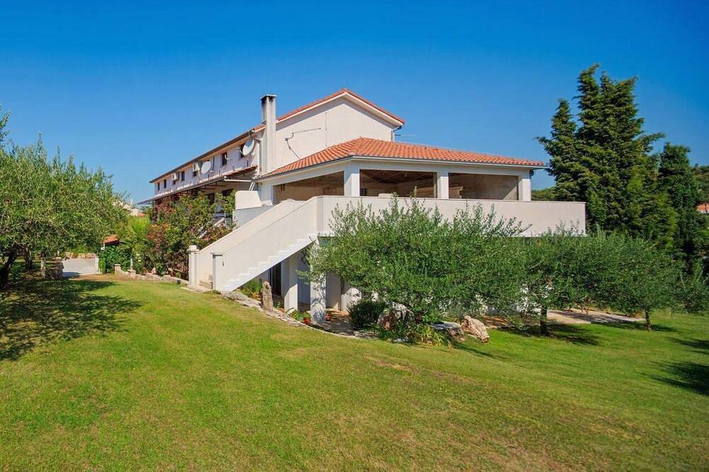 Entire apartment, Apartments Draga, (3018), Jelsa, Croatia in Jelsa, Hvar