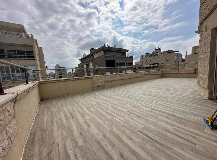 Appartement de vacances pour 7 personnes, avec vue et terrasse, animaux acceptés