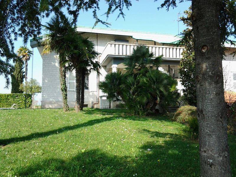 Villa with private pool near Petriolo in Petriolo, Macerata Province