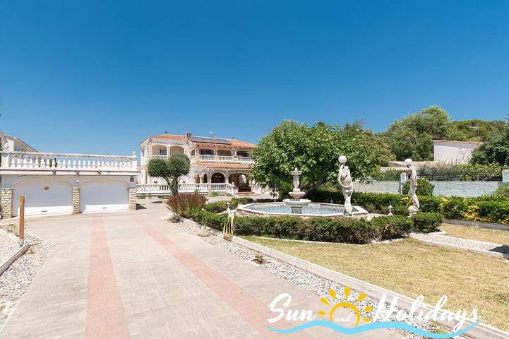Villa pour 8 personnes, avec jardin et balcon - 1