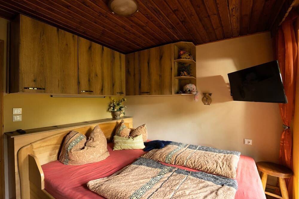 Gemütlicher Bungalow mit Sauna und direktem Wasserzugang in Fehrbellin, Ruppiner Seenland