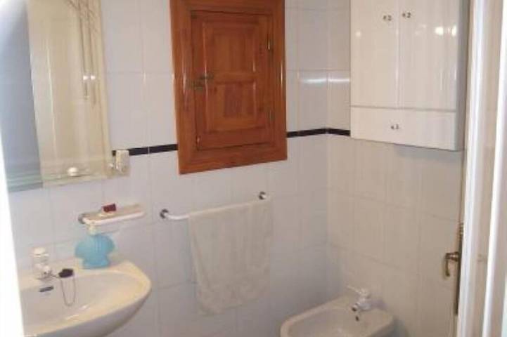 Gîte pour 5 personnes, avec Terrasse à Calabardina - 2