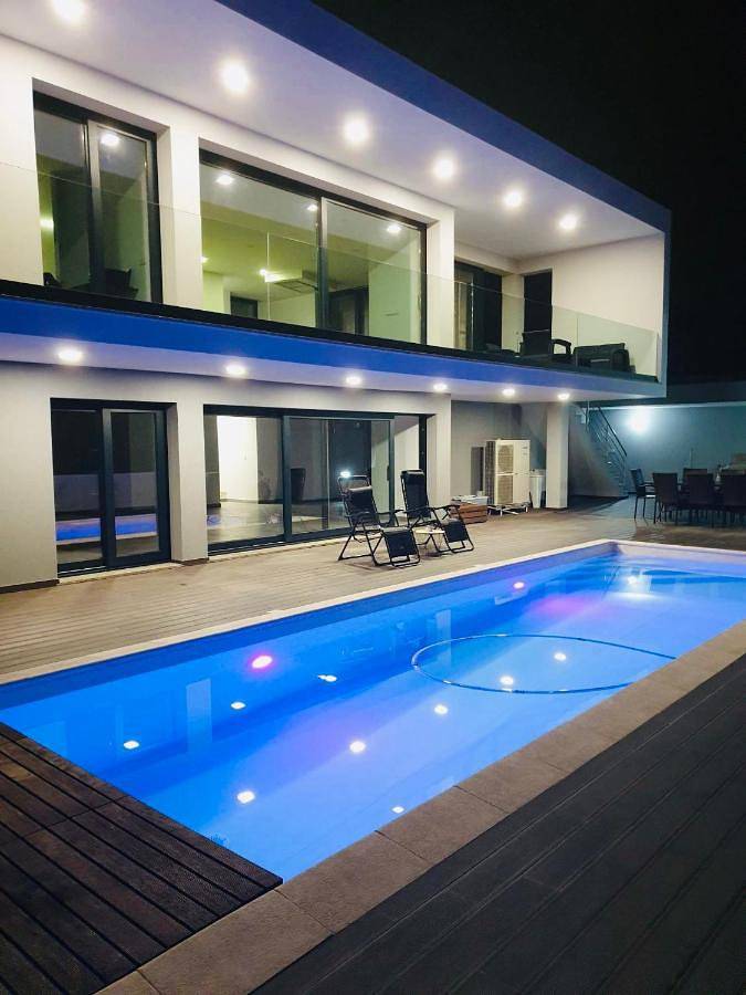 Villa para 10 pessoas, com vista e terraço e ainda piscina no Parque Natural do Litoral Norte