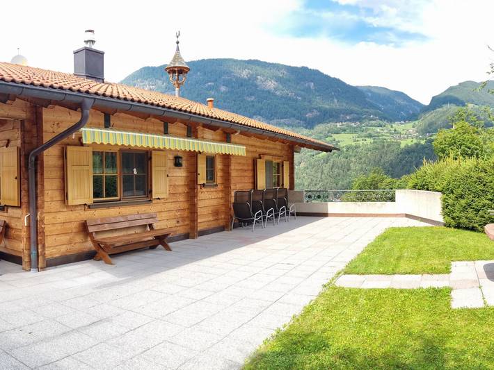 Ferienhaus für 8 Personen, mit Terrasse und Garten sowie Pool und Sauna im Ötztal - 2