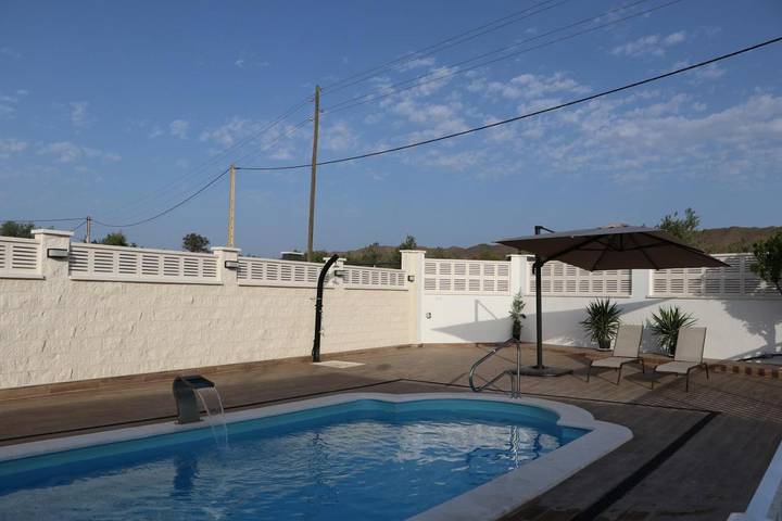 Location de vacances pour 6 personnes, avec piscine et jardin à Tabernas - 3