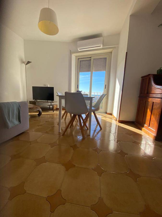 Appartamento per 5 persone, con panorama e terrazza in Minturno