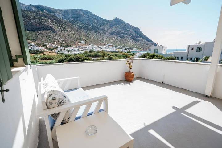 Maison d’hôte pour 2 personnes, avec vue et jardin, animaux acceptés dans Sifnos