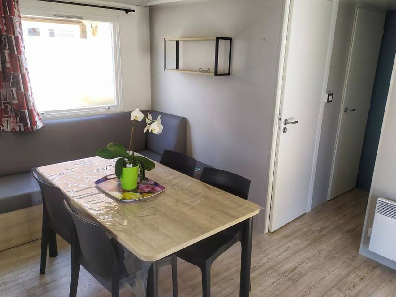 Mobil home confortable avec clim - 6 pers. in Saint-Rome-de-Tarn, Parc naturel régional des Grands Causses