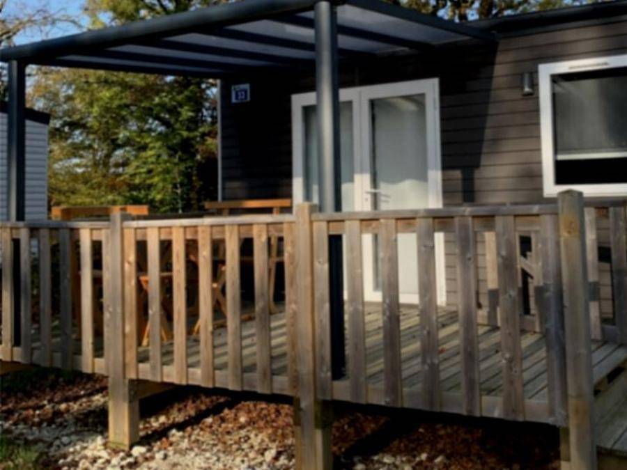 Flower Camping De La Forêt - Mobilhome 2 personnes - 2 personnes in Larzicourt, Lac du Der-Chantecoq
