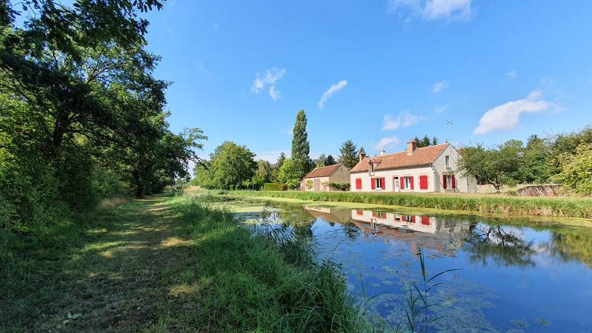 Gîte pour 8 personnes, avec terrasse et jardin dans Loiret - 2