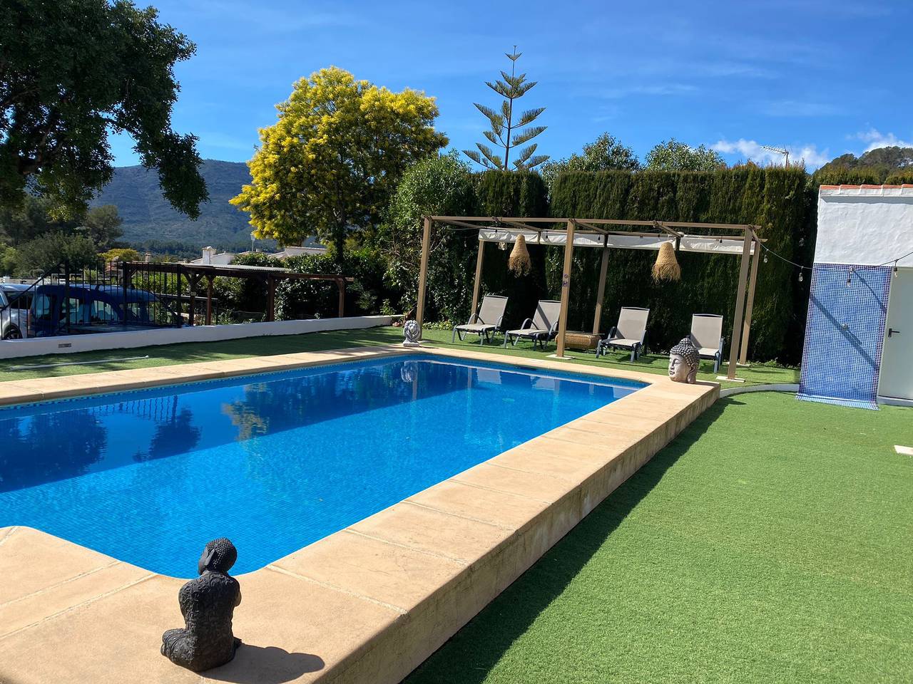 Apartamento vacacional entero, Apartamento de vacaciones para 4 personas con jardín in Alcalalí, Costa Blanca