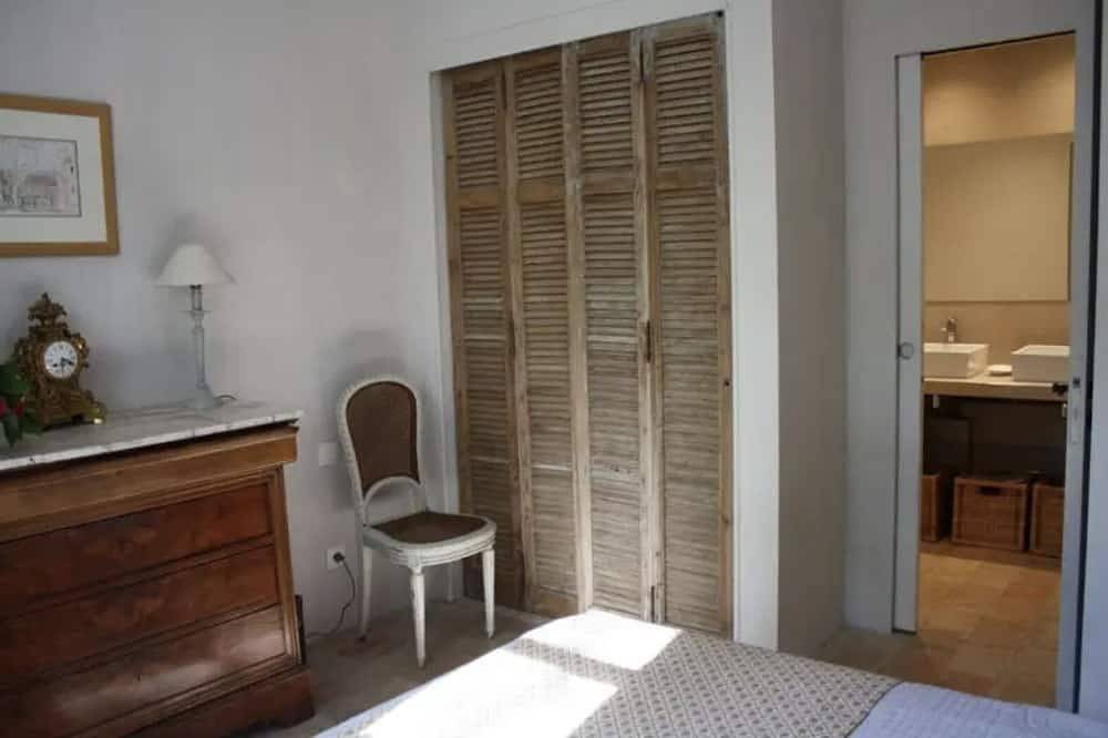 Propriété de Campagne ,proche Aix en Provence in Rognes, Region de Aix-en-Provence