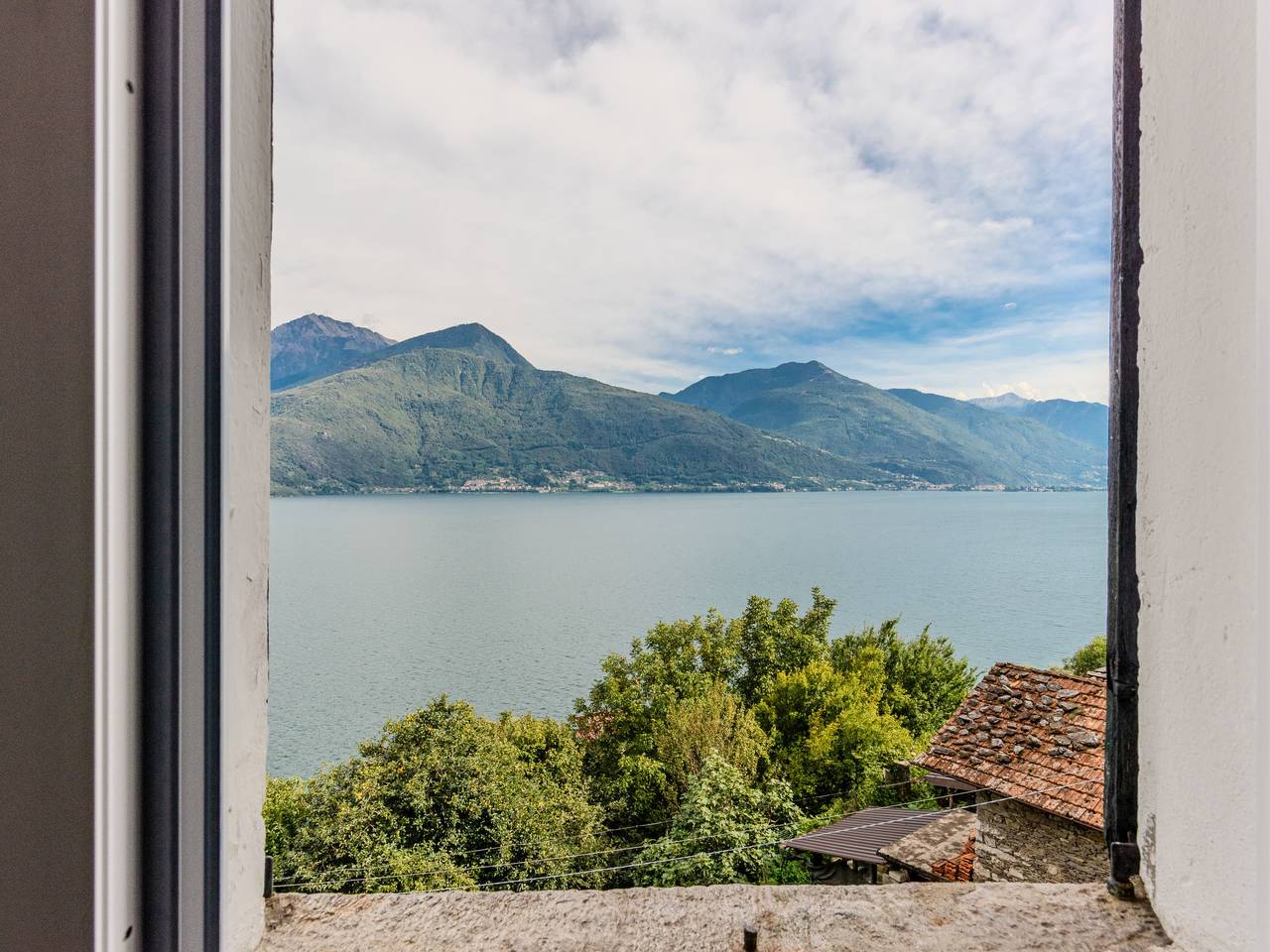 Hel lejlighed, Borgo Antico in Musso, Kommune Musso