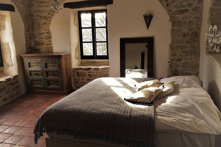 Gîte pour 12 personnes à Banne - 3