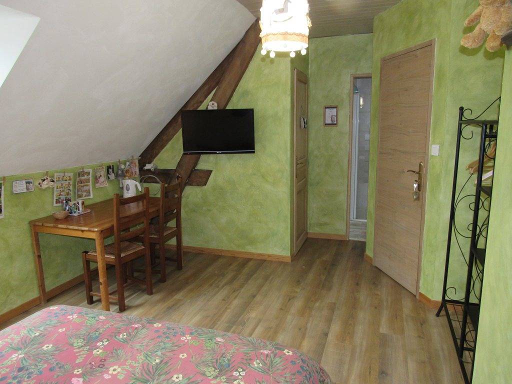 Les Arondelles - Chambre 12 (comme décembre) in Virey-le-Grand, Région de Chalon-sur-Saône