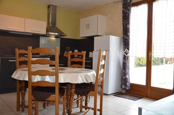 Gîte pour 4 personnes, avec jardin dans l' Aube - 2