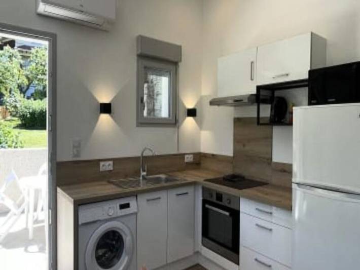 Gîte pour 2 personnes, avec terrasse, adapté aux familles dans Lac de Paladru - 4