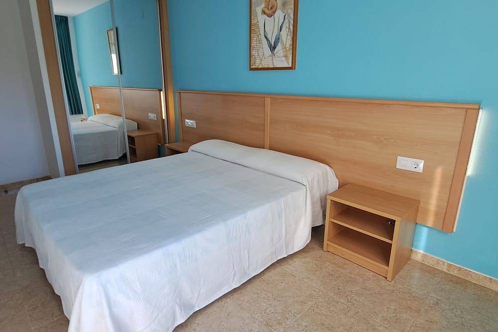 Appartement entier, Appartement avec piscine et terrasse avec vue sur la mer in Cap Salou, Salou