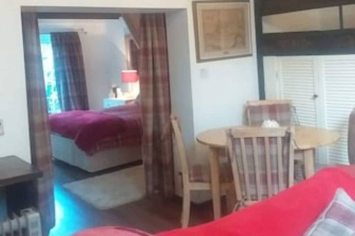 The Little House in Hull Pet Friendly  Sanctuary in the City in Kingston-upon-Hull, Yorkshire and the Humber