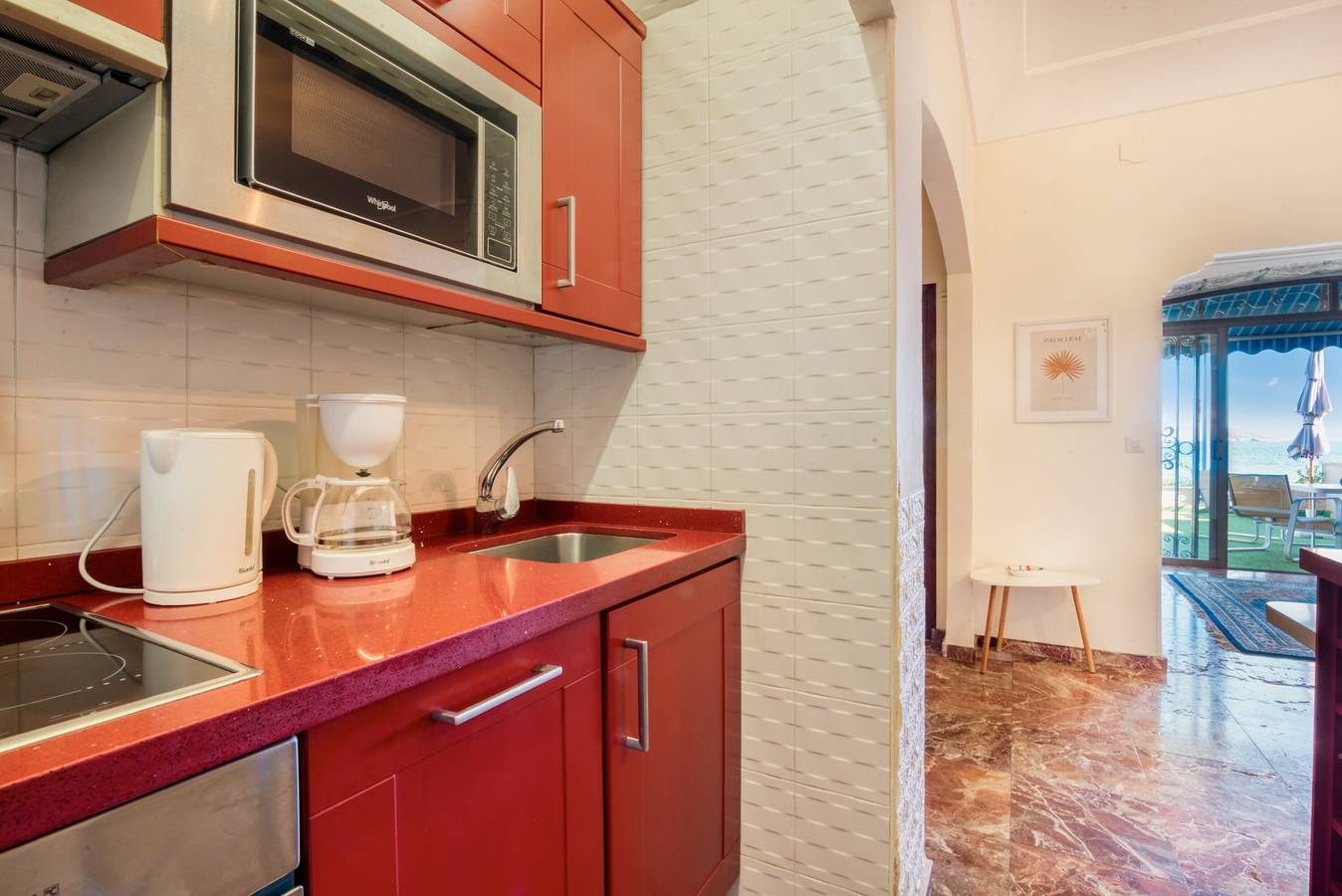 Entire apartment, Apartment 'Casa Blanca' with Sea Views and Wi-Fi in Benidorm, Costa Blanca