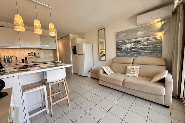 Gîte pour 4 personnes, avec Terrasse et Piscine dans Le Seaquarium - 3