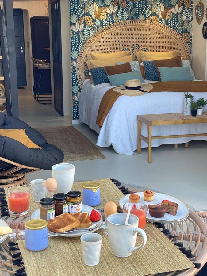Appartement entier, Cala luna spa vue mer , clim, à 50m de la plage , literie luxe , entièrement équipé in Arrondissement de Sartène